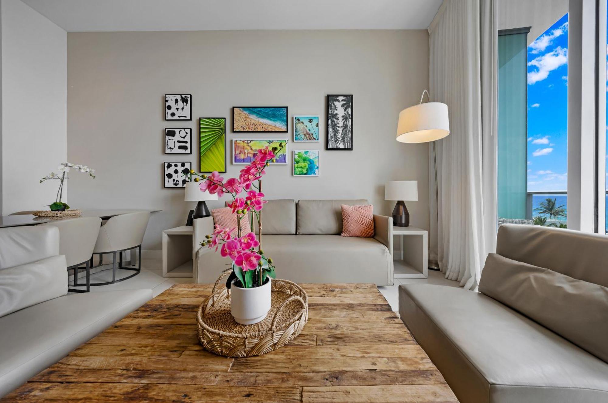 Wake Up To The Sound Of Waves In A Stylish Condo In A Luxury Resort Hollywood Exterior photo