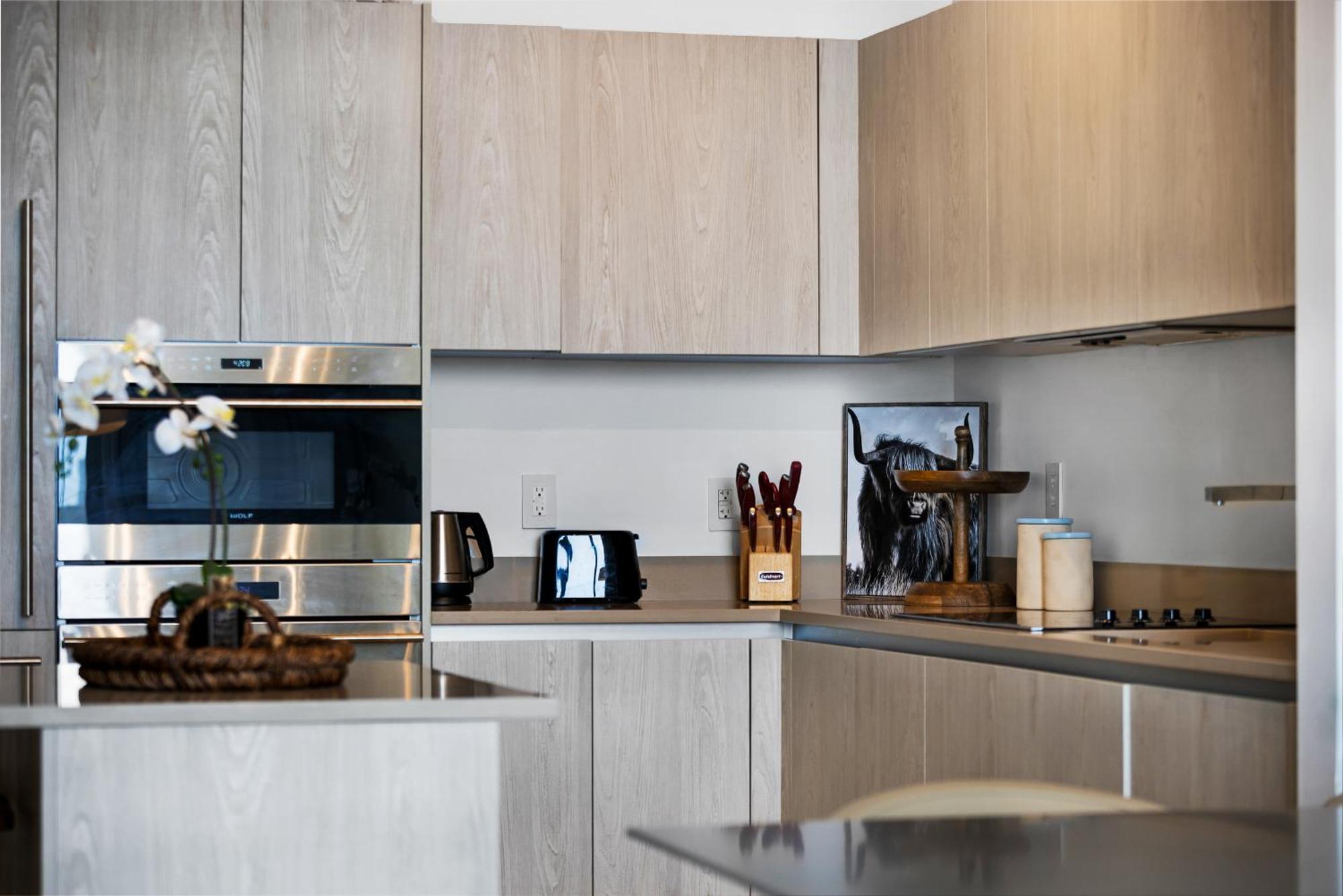 Wake Up To The Sound Of Waves In A Stylish Condo In A Luxury Resort Hollywood Exterior photo