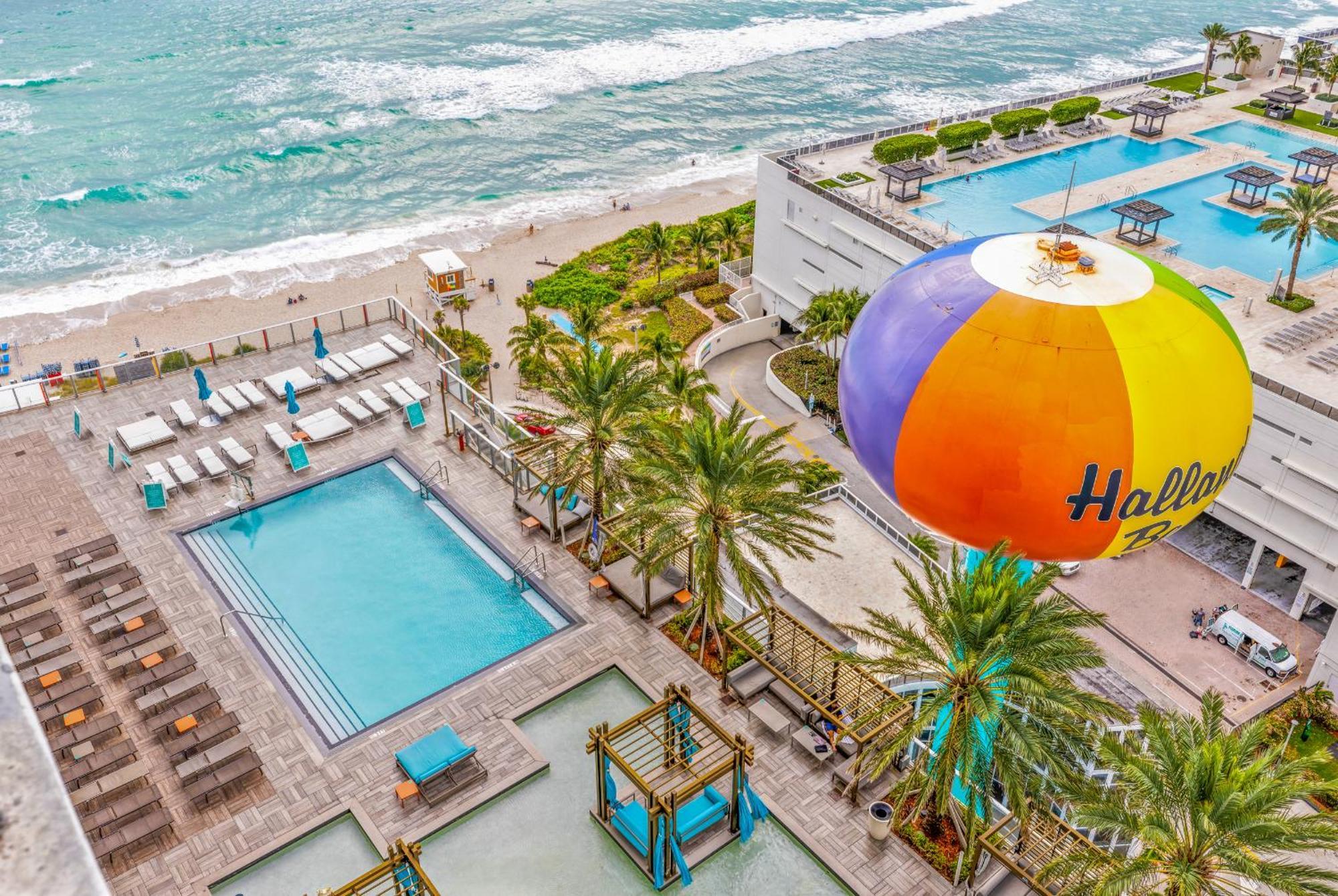 Wake Up To The Sound Of Waves In A Stylish Condo In A Luxury Resort Hollywood Exterior photo