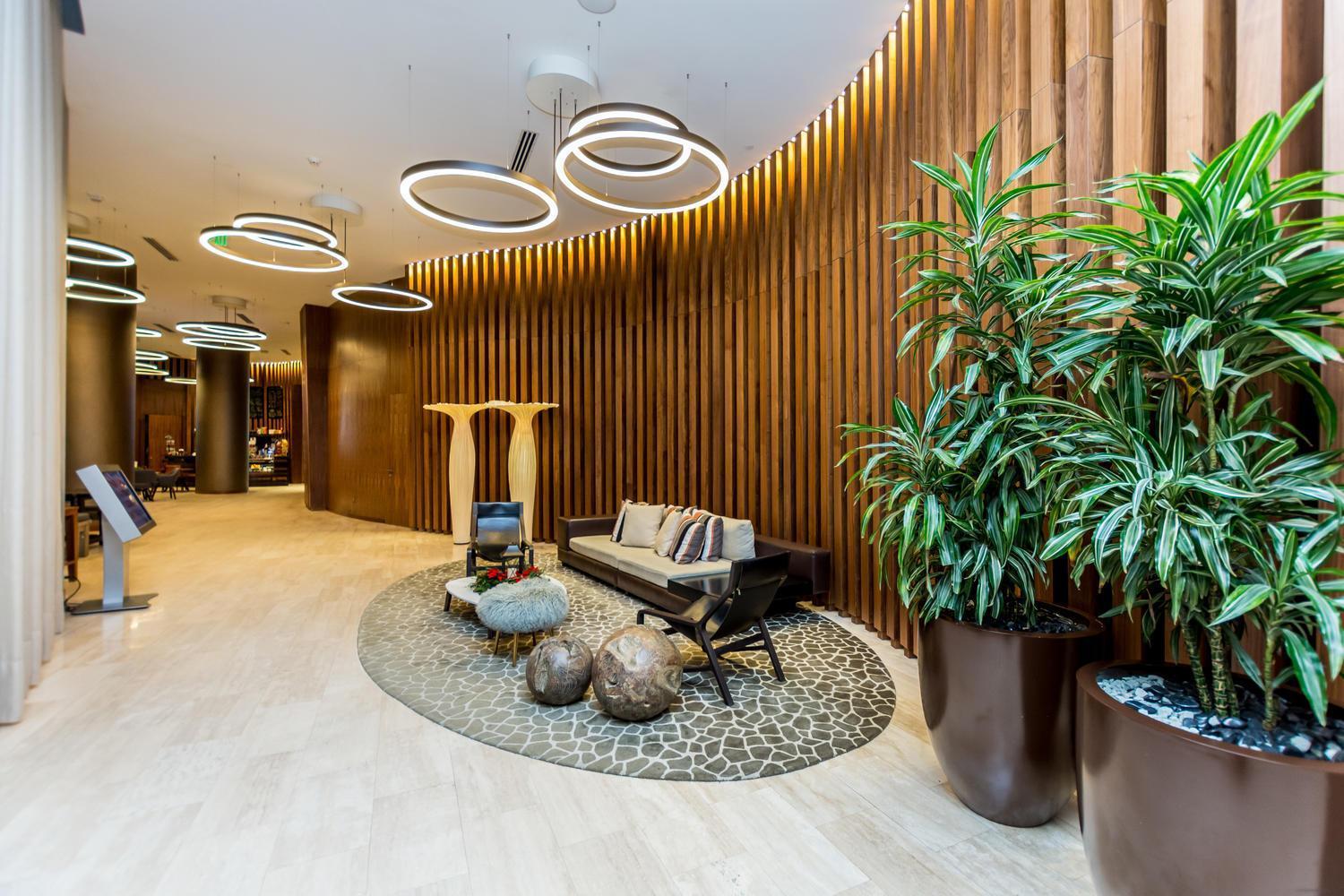 Wake Up To The Sound Of Waves In A Stylish Condo In A Luxury Resort Hollywood Exterior photo